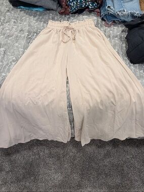 Light Blush Wide-Leg Flow Skirt